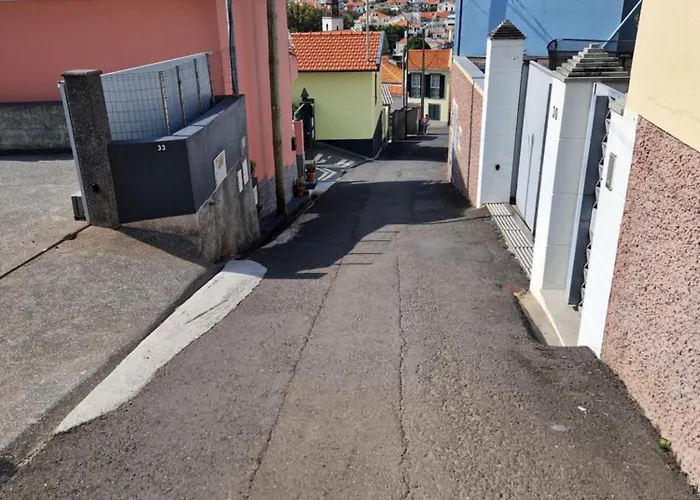 度假居 With Private Parking