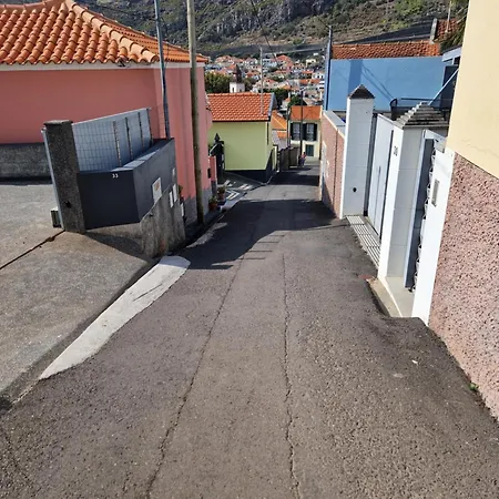 Holiday home With Private Parking