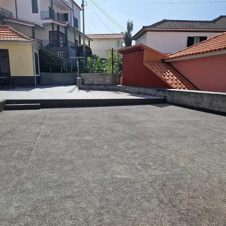 With Private Parking Machico (Madeira)