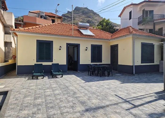 With Private Parking Machico (Madeira)